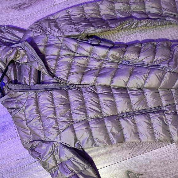 Tna puffer - Picture 1 of 2